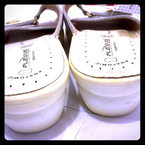 HP 10/20 NWT FLEXUS Kea Suede Slide Sandal. Size11 - Picture 2 of 7